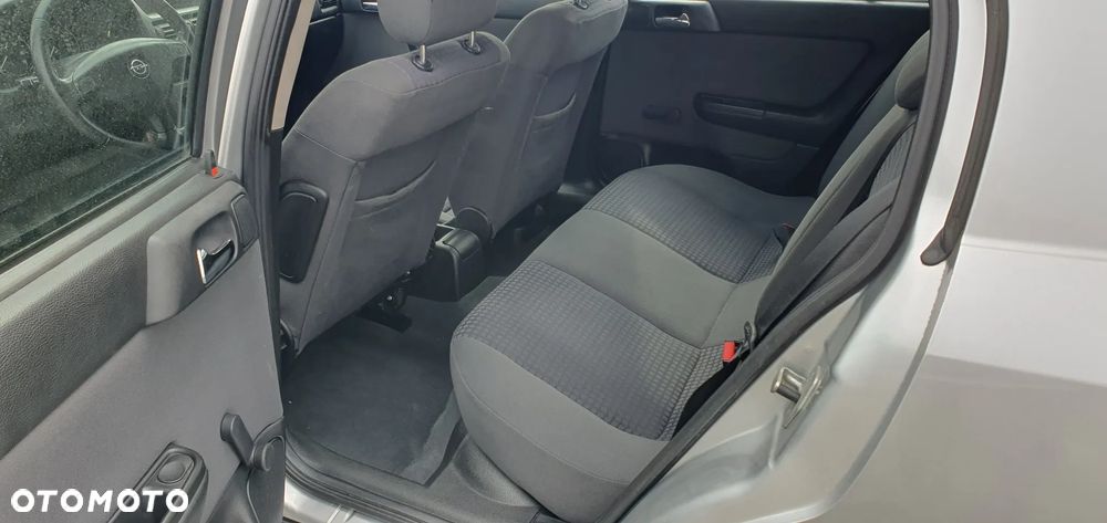 Opel Astra - 8