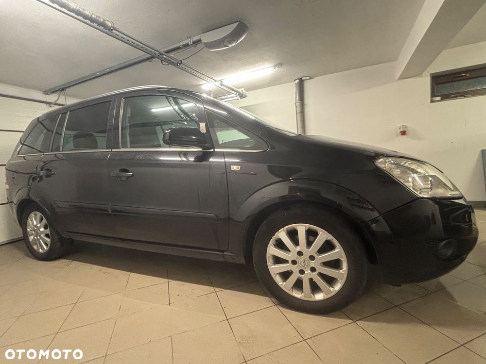 Opel Zafira 1.8 - 3