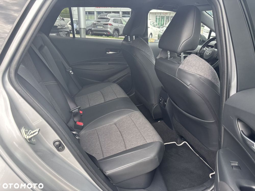 Toyota Corolla 1.8 Hybrid Style - 15