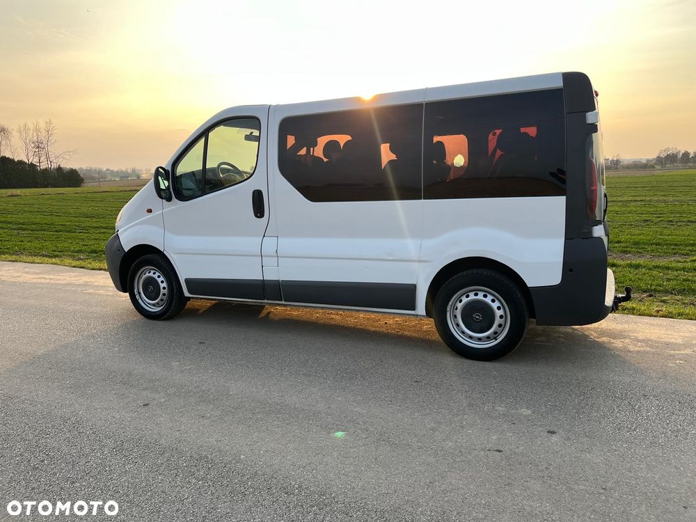 Opel Vivaro - 35