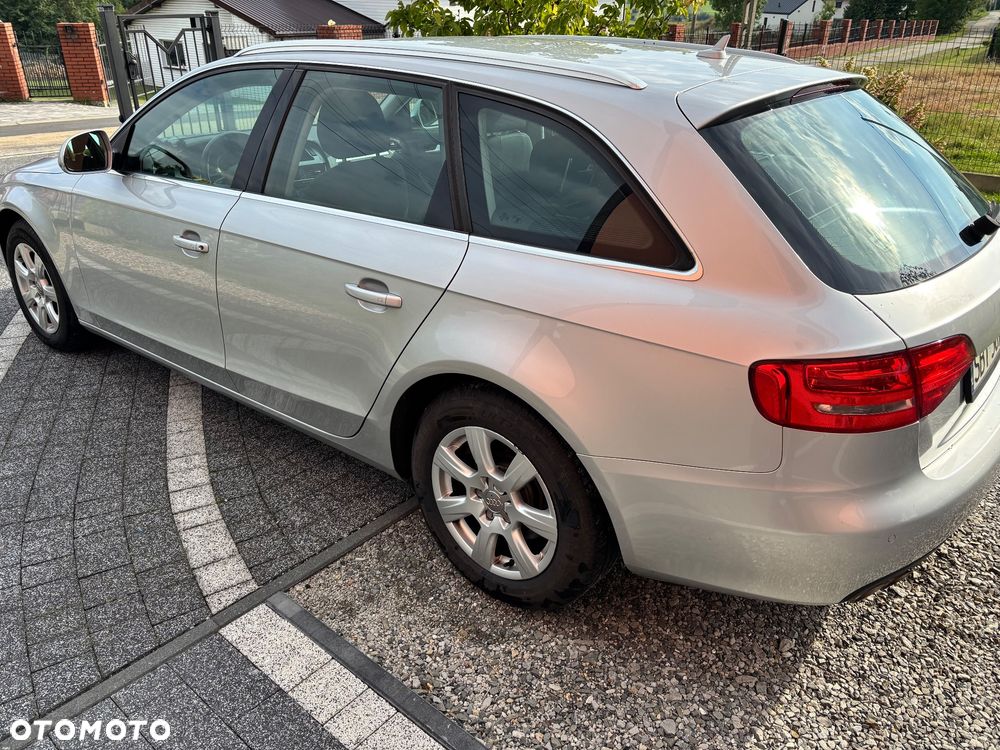 Audi A4 Avant 2.0 TDI DPF Ambition - 7