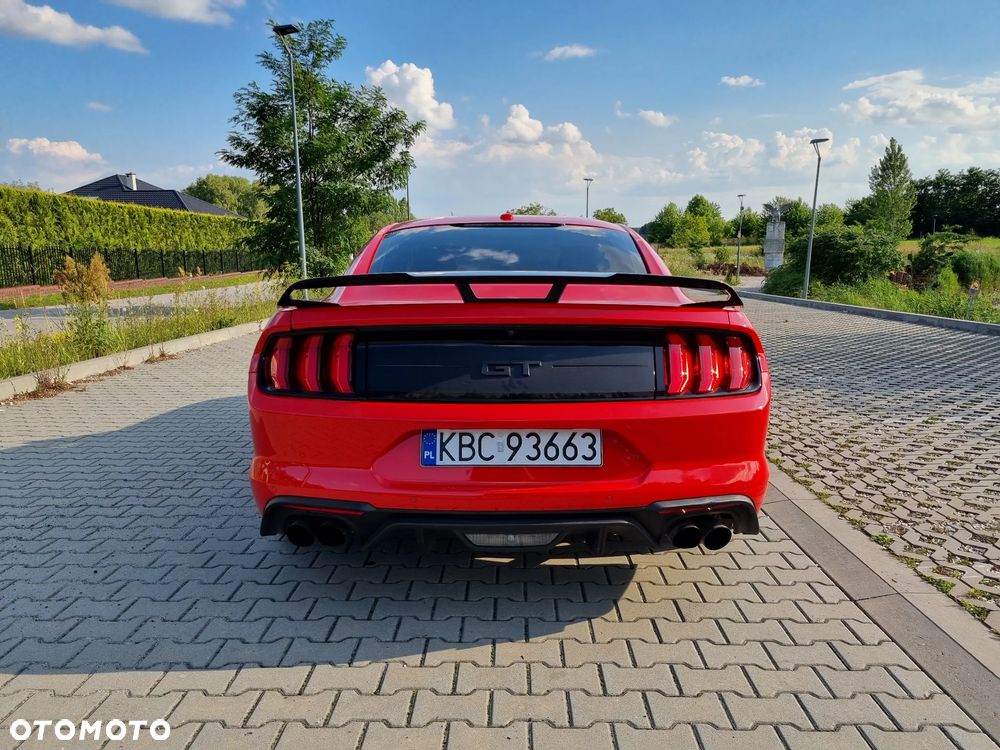 Ford Mustang - 5