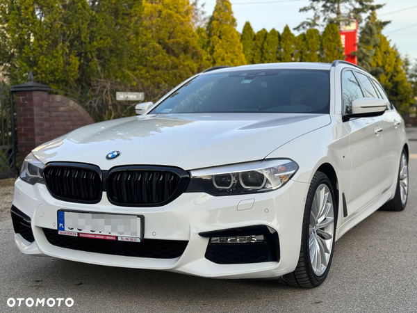 BMW Seria 5 520d xDrive M Sport sport