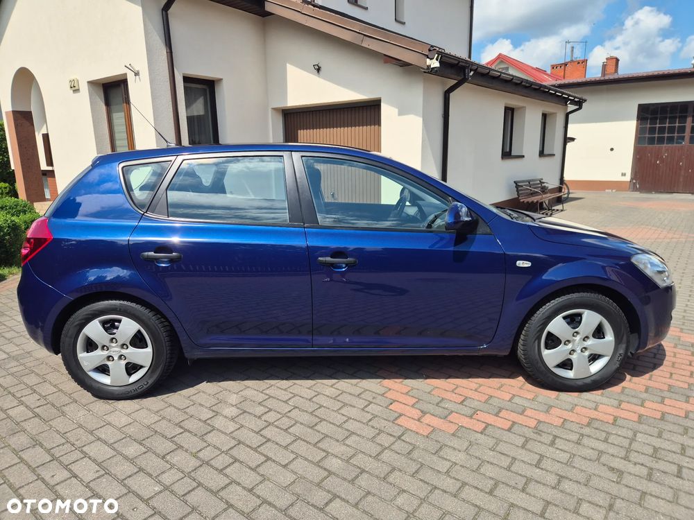 Kia Ceed 1.6 CVVT LX - 3