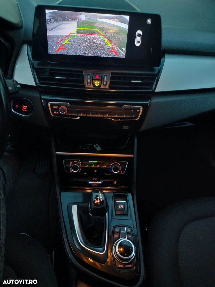 BMW Seria 2 218i Aut. - 8
