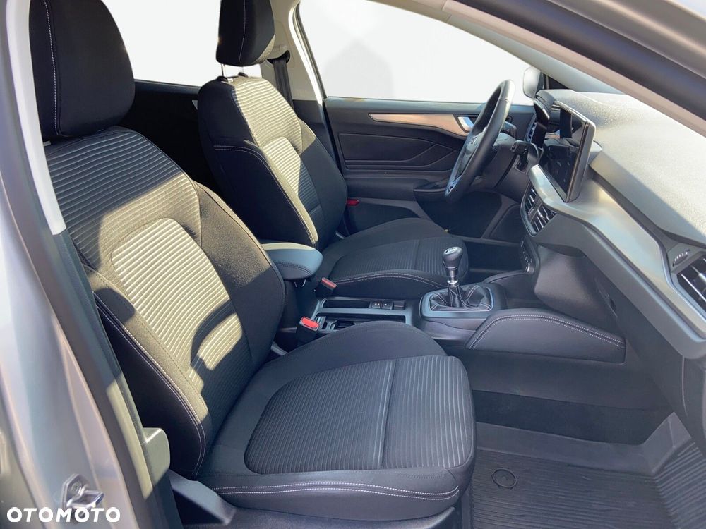 Ford Focus 1.0 EcoBoost Titanium X - 16