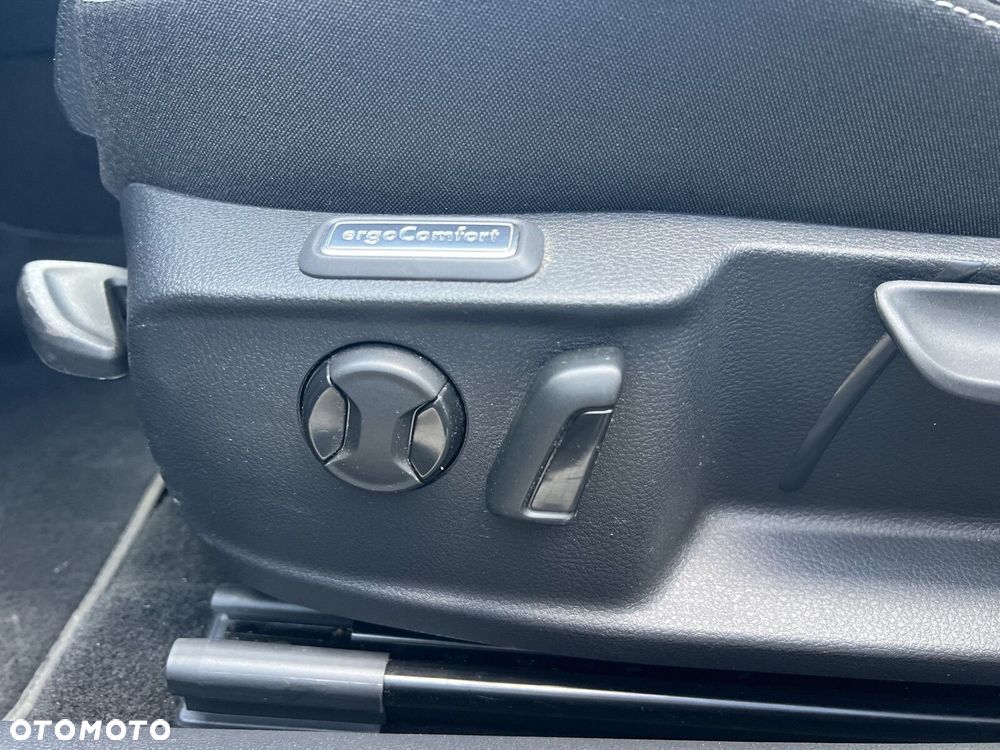 Volkswagen Passat Variant - 31