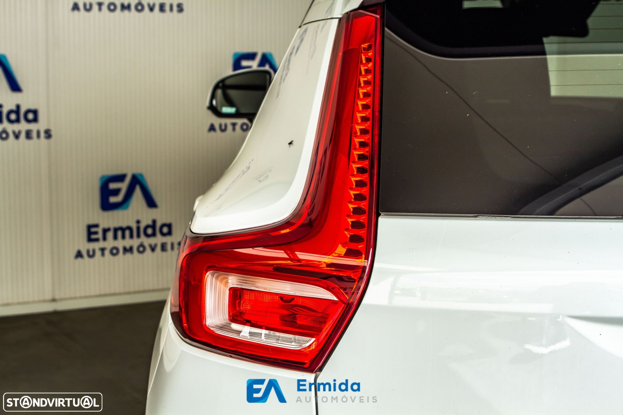 Volvo XC 40 2.0 D3 Geartronic - 21