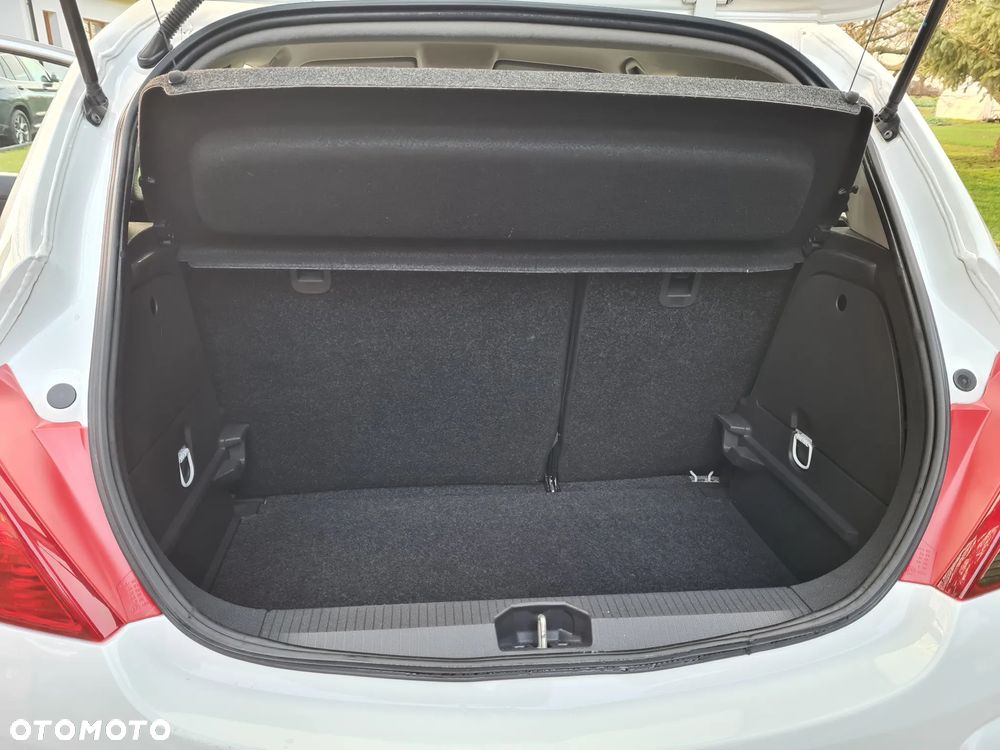 Opel Corsa 1.4 16V Edition - 13