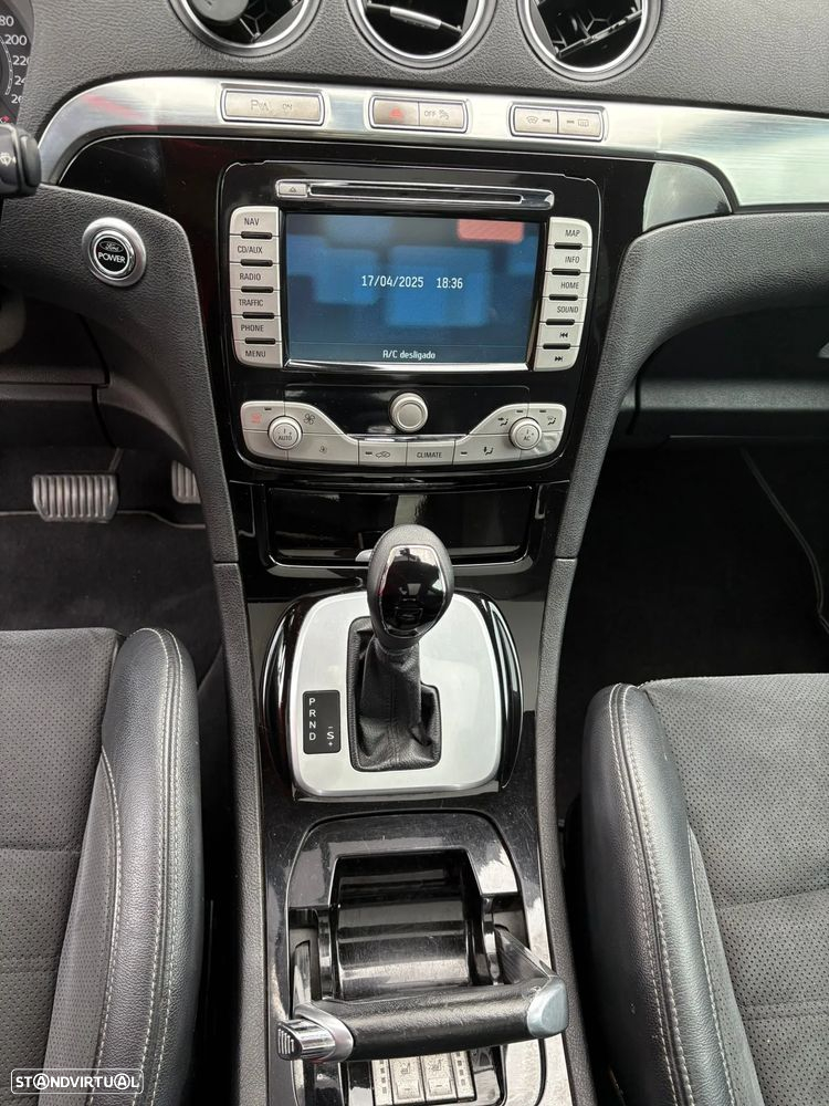 Ford S-Max 2.0 TDCi DPF Aut. Champions Edition - 13