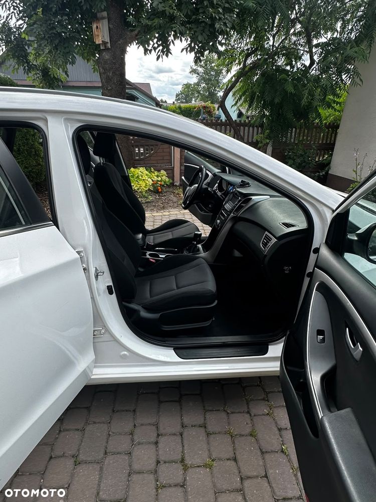 Hyundai i30 1.6 CRDi Comfort - 18