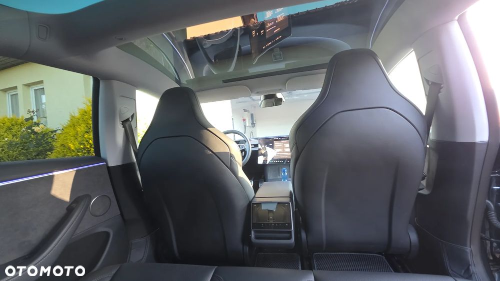 Tesla Model 3 Performance AWD - 13