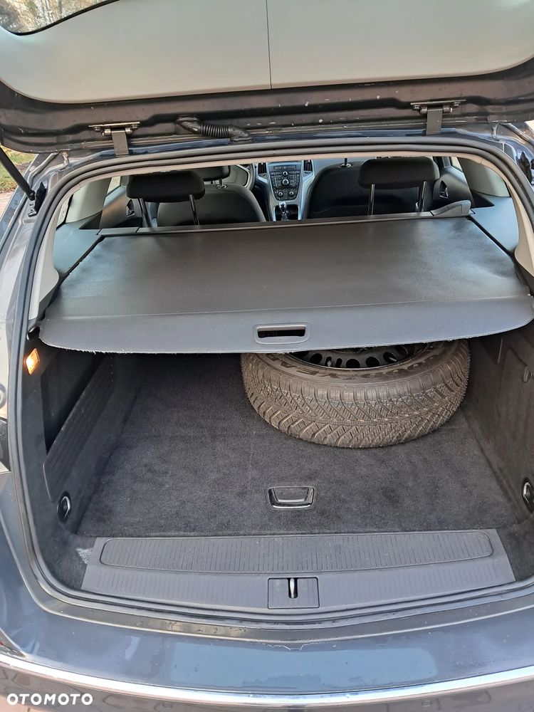 Opel Astra 1.4 Turbo - 11