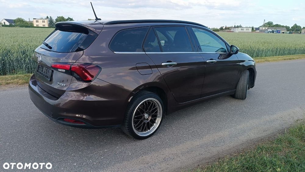 Fiat Tipo 1.6 MultiJet 16v Lounge - 4