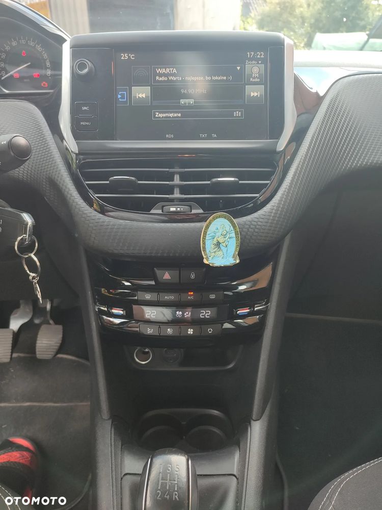 Peugeot 208 - 3