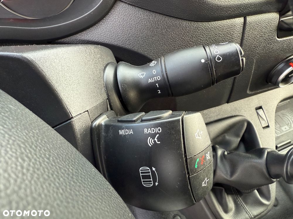 Renault MASTER/165KM/Doka 7 osób/Skrzynia/Klima/Navi/|Tempomat - 23