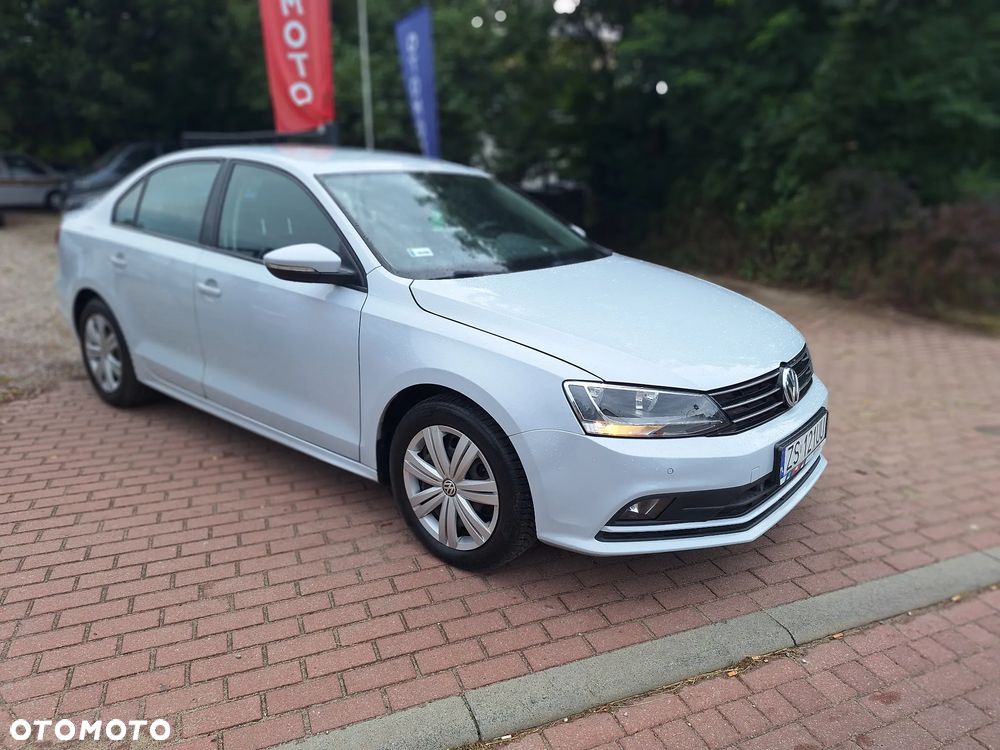 Volkswagen Jetta - 10