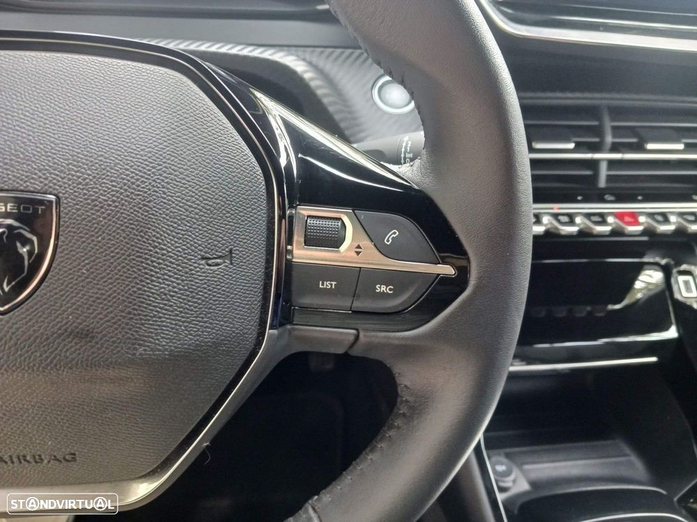 Peugeot e-2008 50 kWh Allure Pack - 27