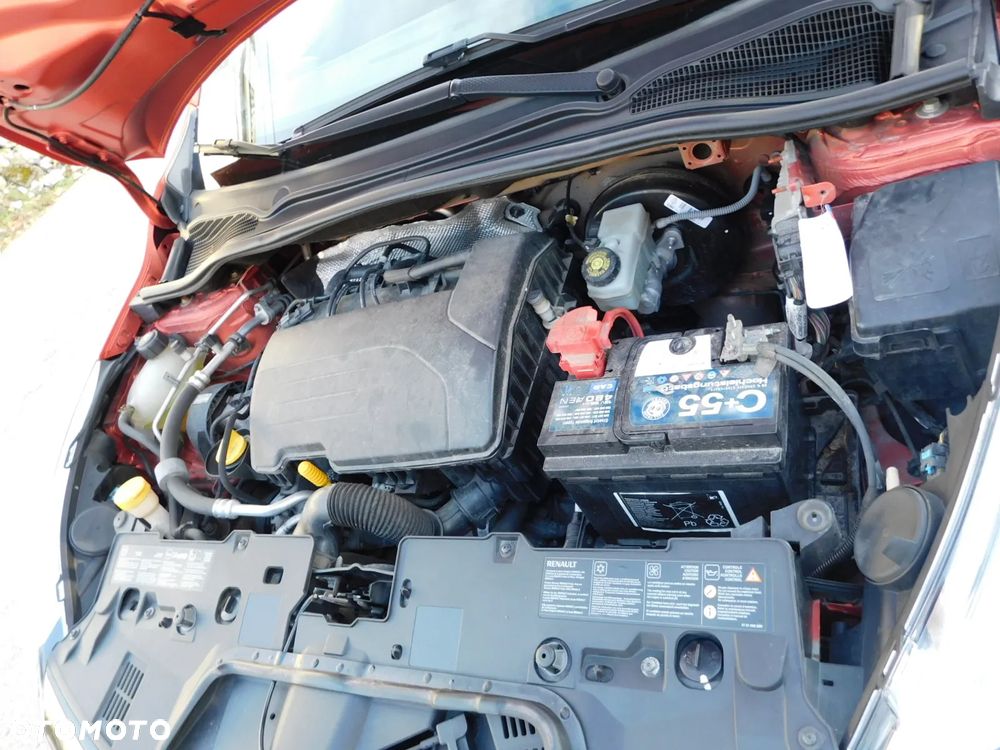 Renault Clio 1.2 16V 75 LIMITED - 23