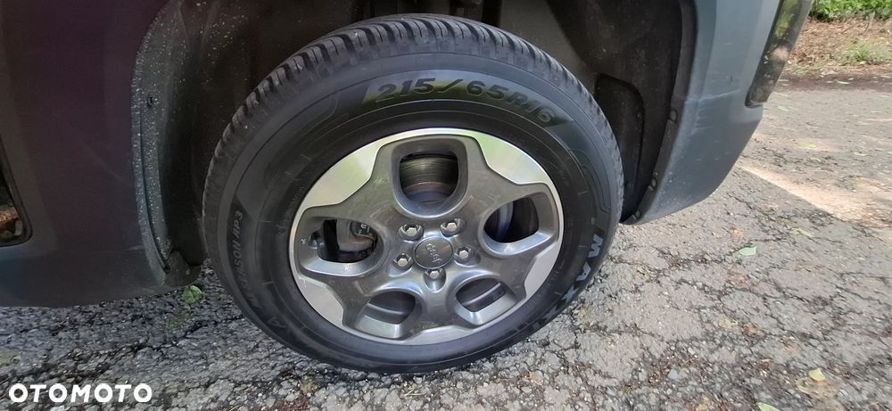 Jeep Renegade 1.4 MultiAir DSG Longitude - 30