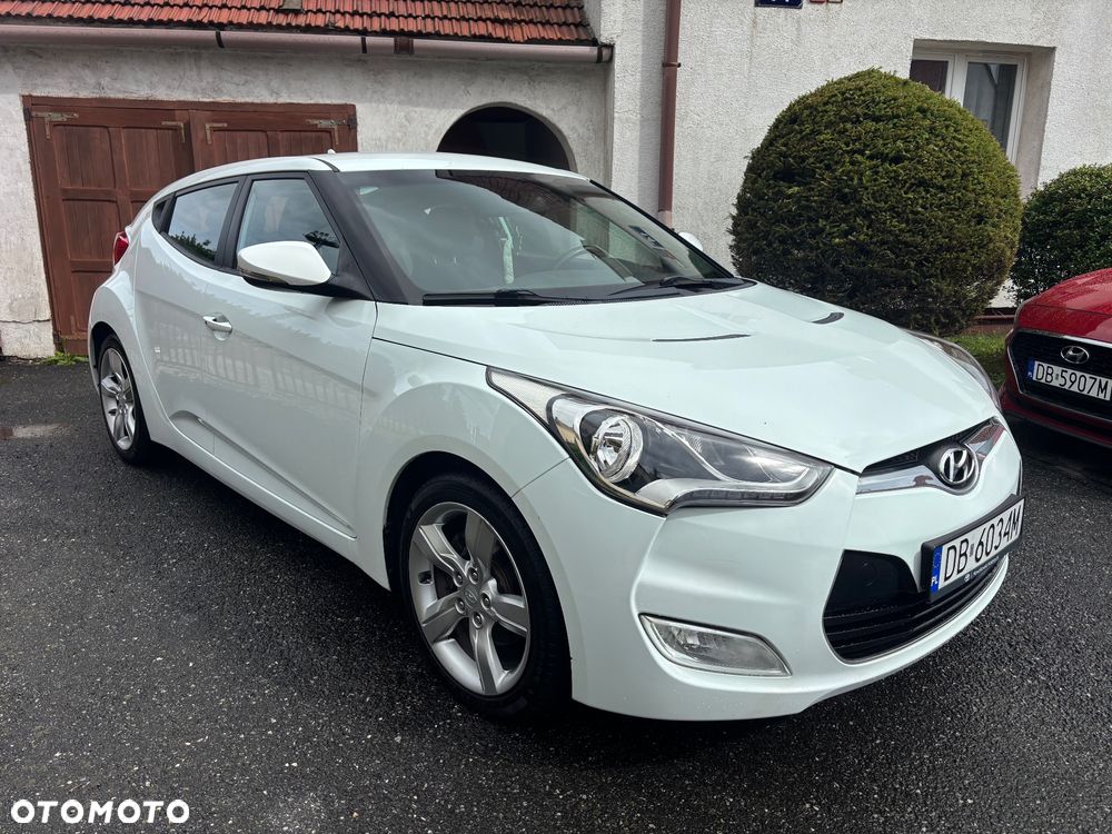 Hyundai Veloster 1.6 GDI Style - 8
