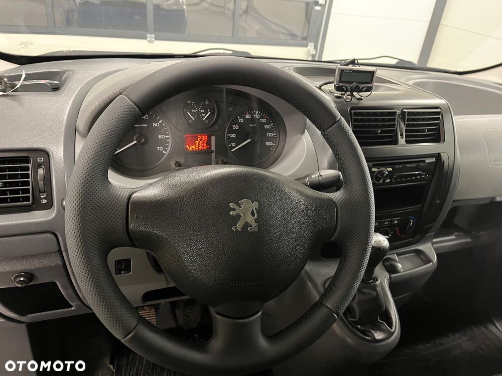 Peugeot Expert - 12