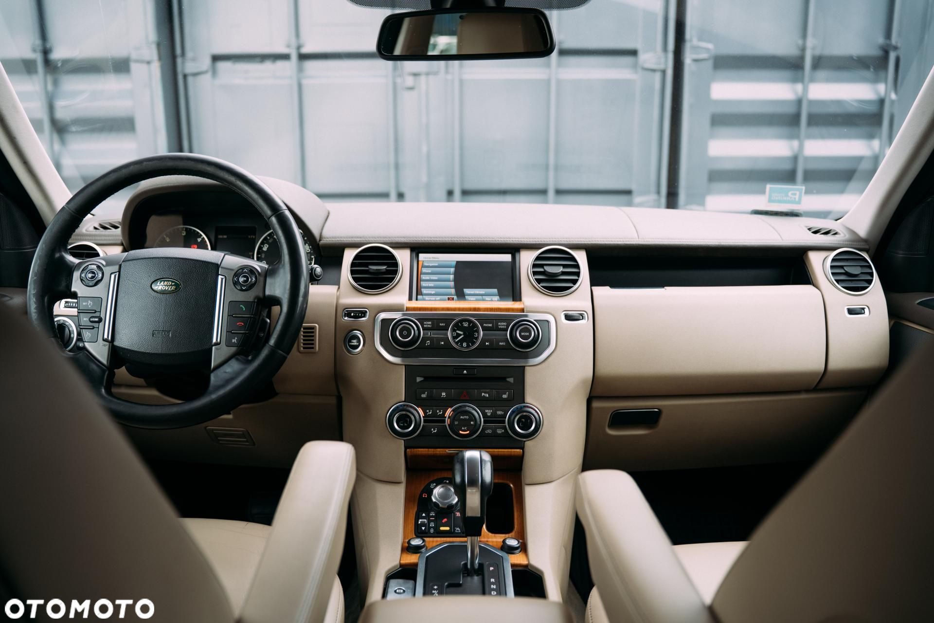 Land Rover Discovery - 7
