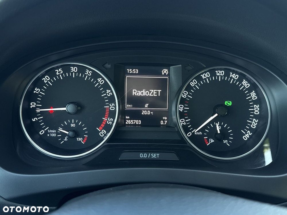 Skoda RAPID 1.4 TDI DPF Ambition DSG - 18