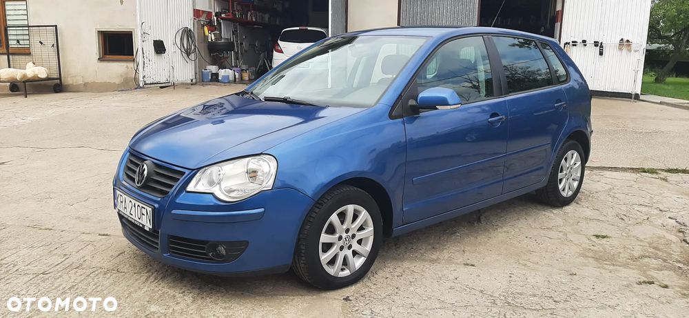 Volkswagen Polo - 1