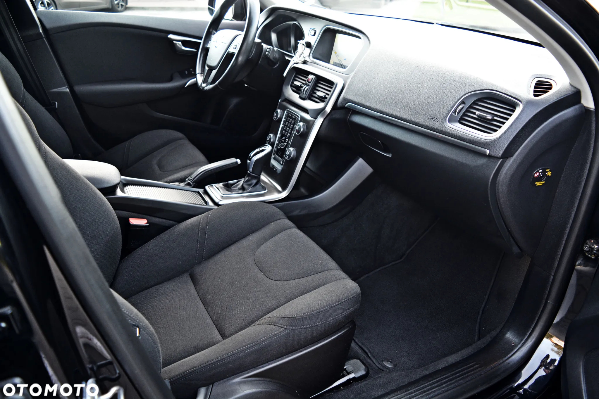 Volvo V40 T2 Geartronic Linje You - 10