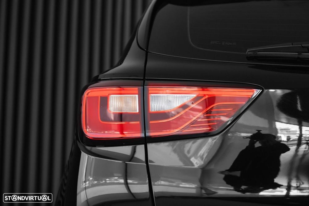 MG ZS EV 44.5 kWh Luxury - 7