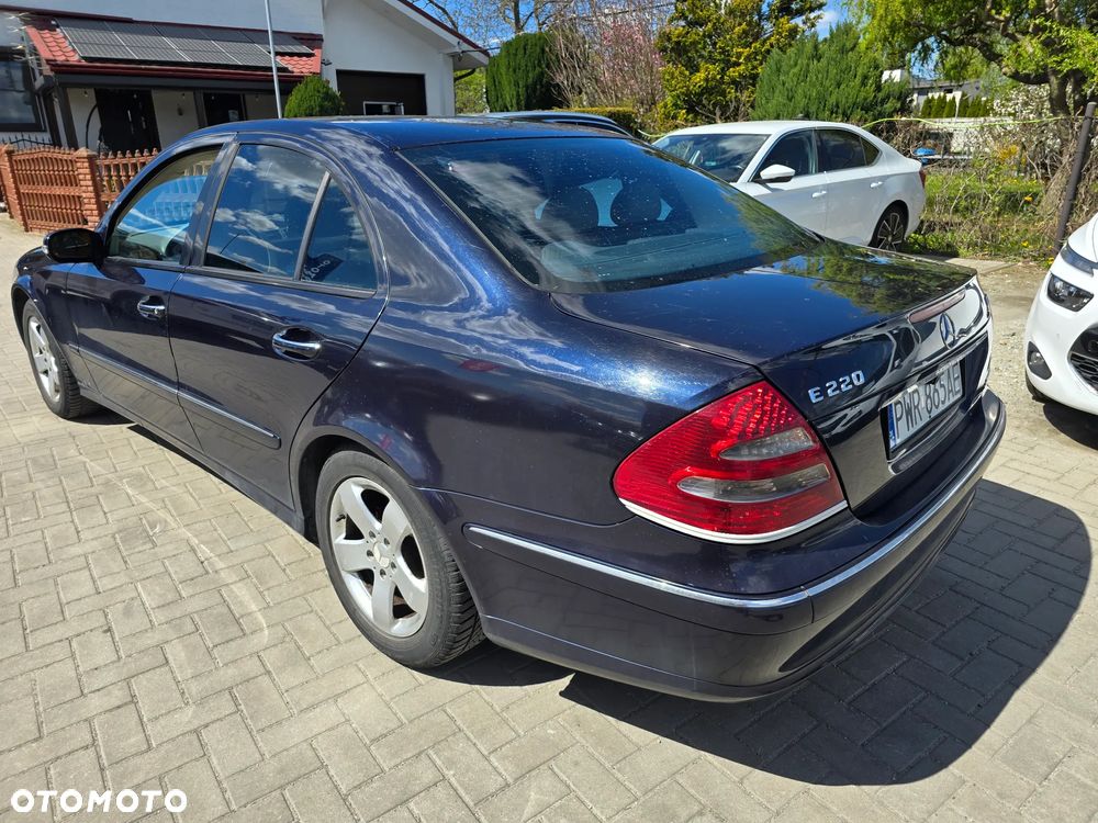 Mercedes-Benz Klasa E - 5