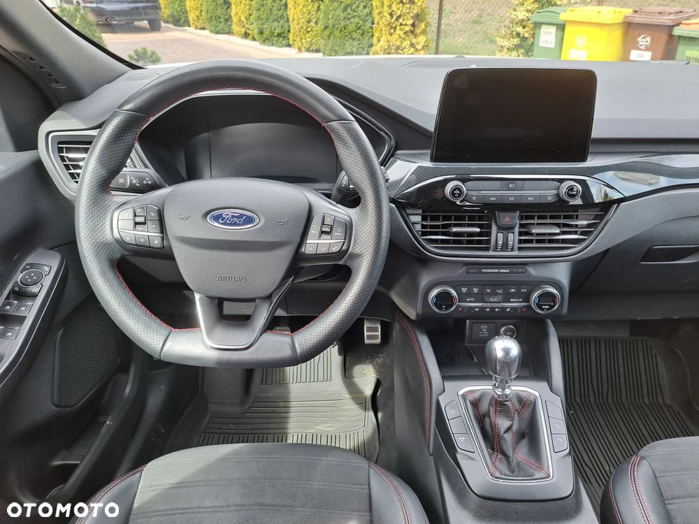Ford Kuga 2.0 EcoBlue mHEV FWD ST-Line X - 21