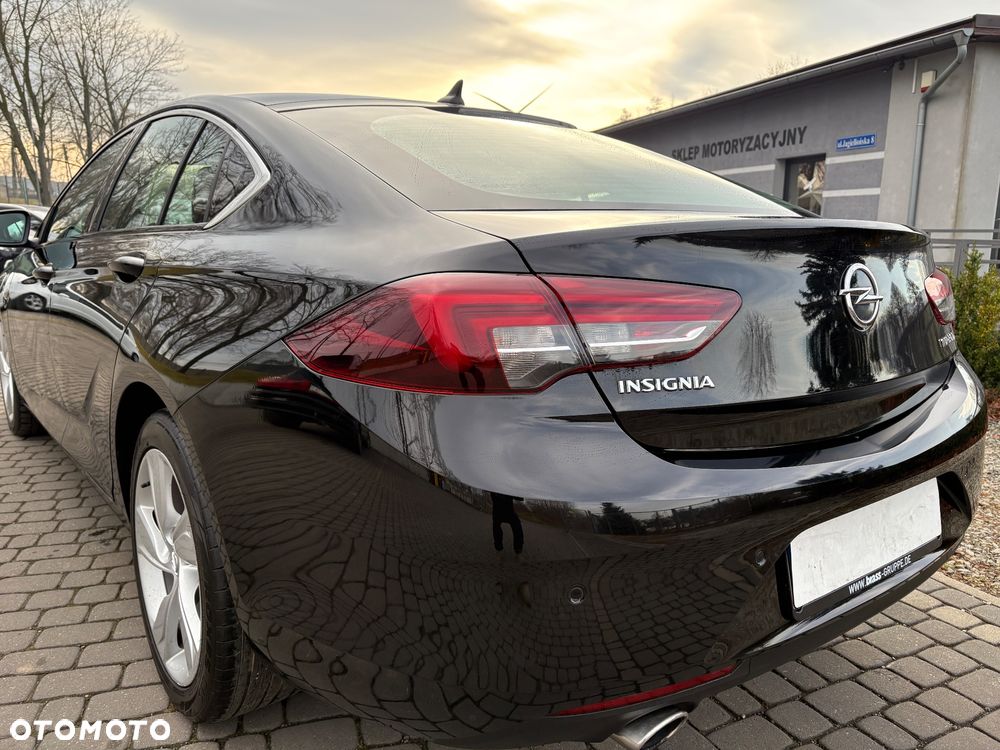 Opel Insignia 2.0 CDTI Cosmo S&S - 9