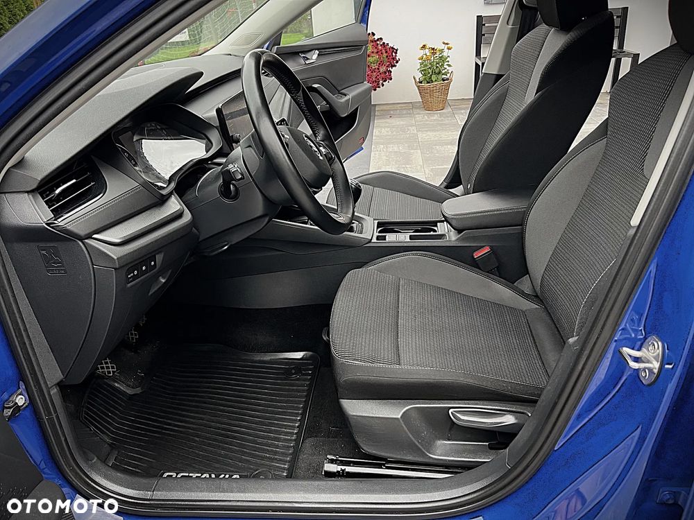 Skoda Octavia 2.0 TDI Ambition - 30