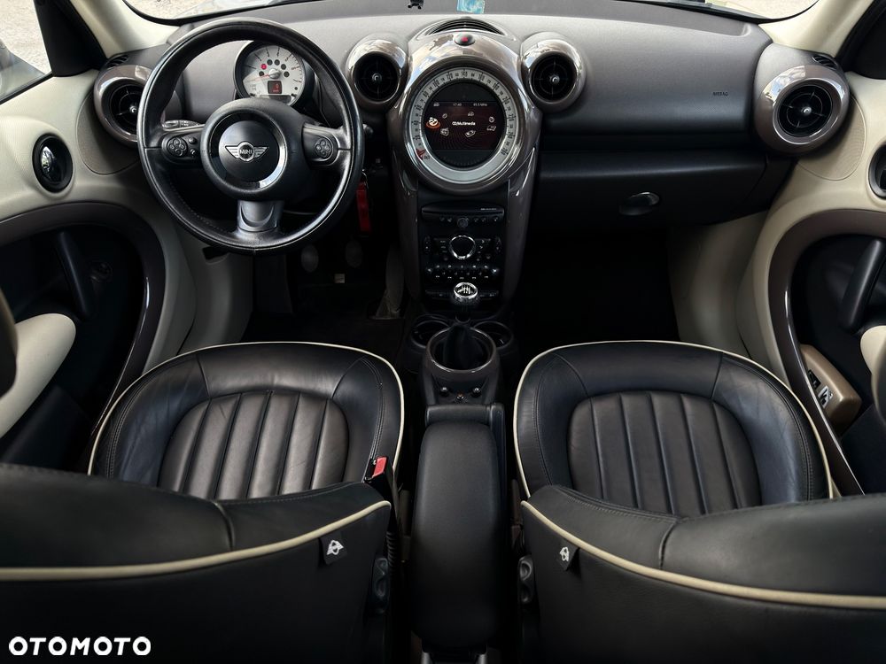 MINI Countryman Cooper D - 15