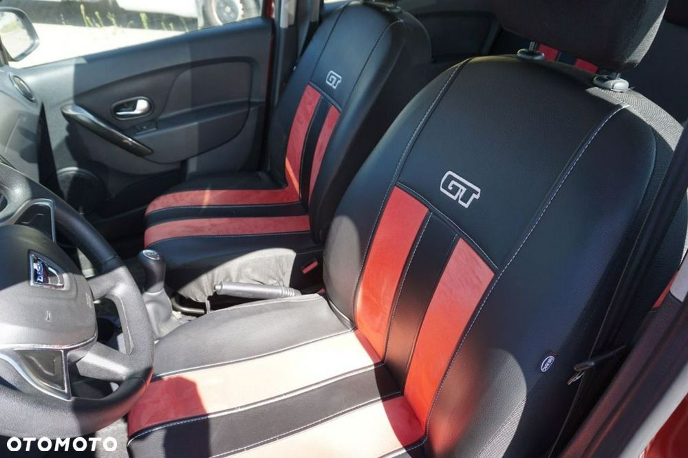 Dacia Sandero - 5