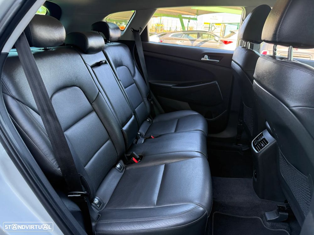 Hyundai Tucson 1.6 CRDi Premium DCT - 24