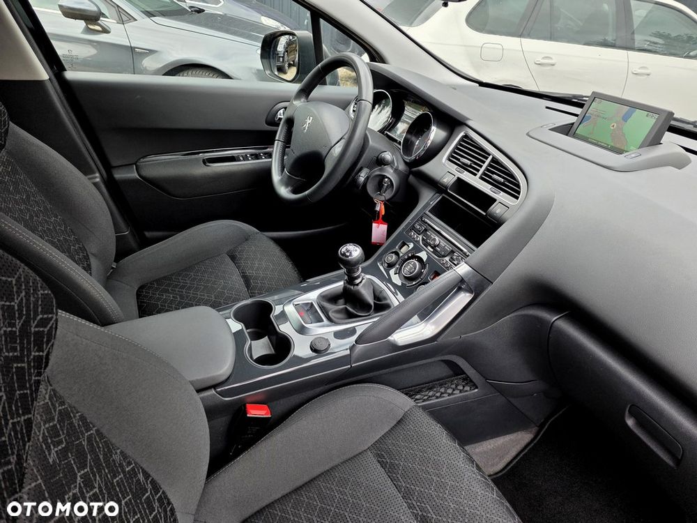 Peugeot 3008 2.0 HDi Allure - 14