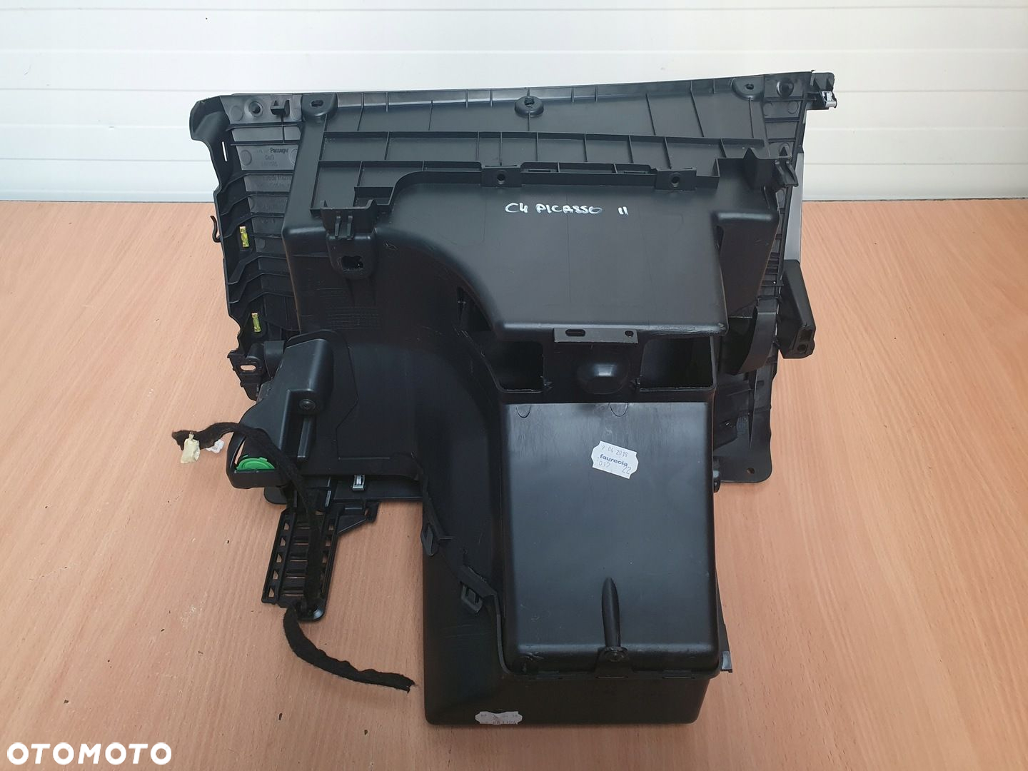 SCHOWEK PASAŻERA CITROEN C4 PICASSO II 18r - 4