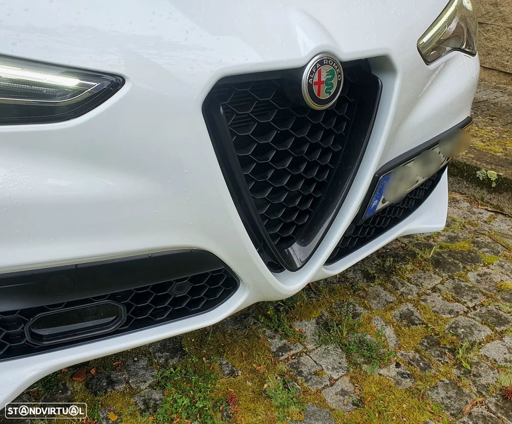 Alfa Romeo Stelvio 2.2 D B-Tech AT8 - 15