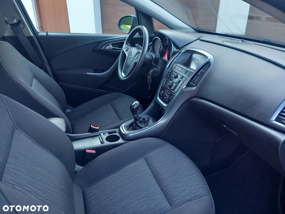 Opel Astra 1.4 Turbo ENERGY - 33
