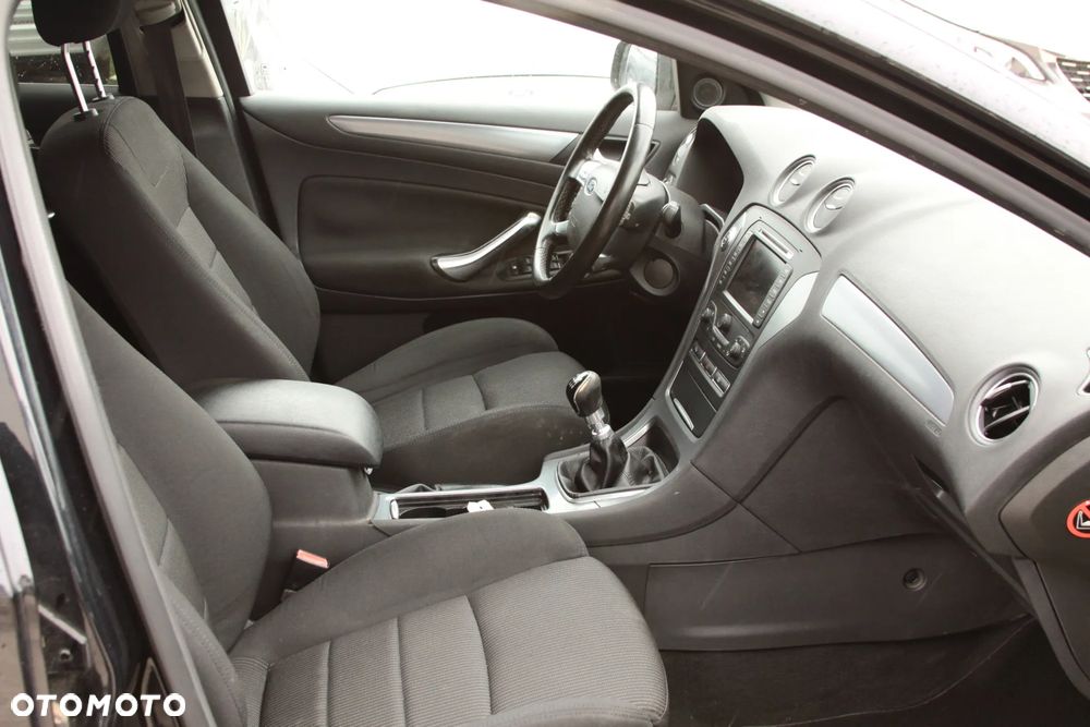 Ford Mondeo 2.0 TDCi Titanium - 14