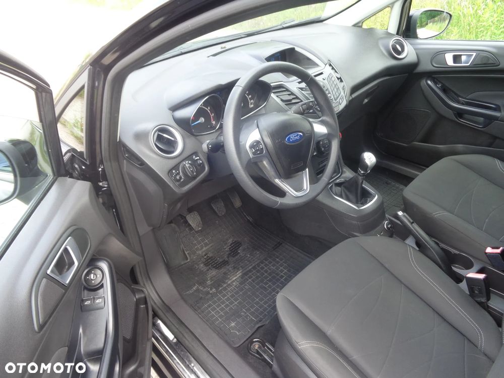 Ford Fiesta 1.0 Champions Edition - 4