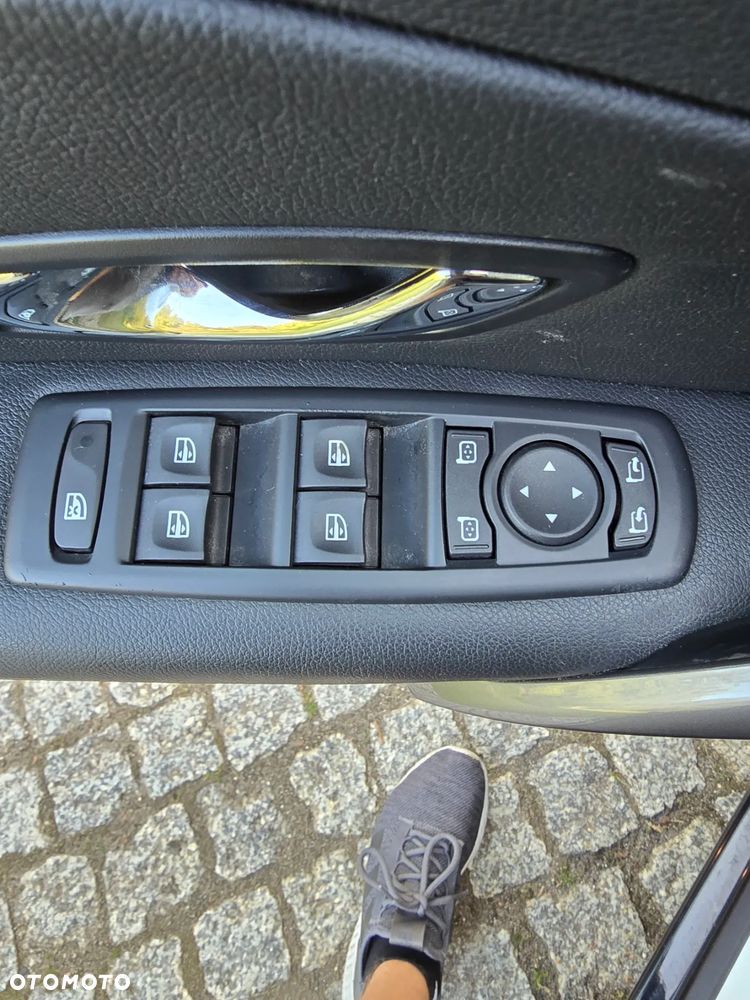 Renault Megane 1.6 16V 110 LIMITED - 10