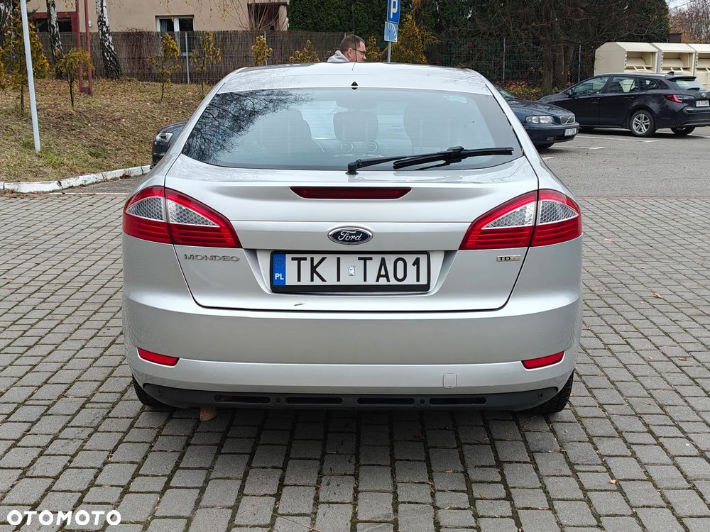 Ford Mondeo 1.8 TDCi Ghia - 19