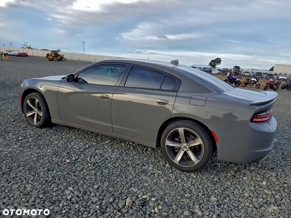 Dodge Charger - 3