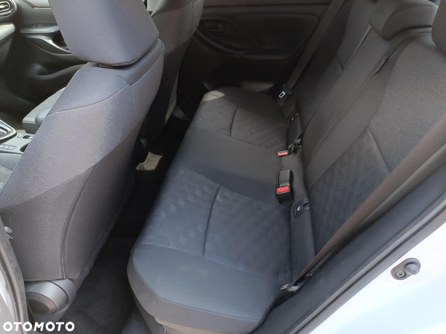Toyota Yaris Hybrid 1.5 Style - 15