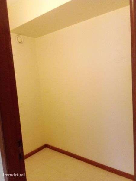 Aluguer apartamento T1 Vilar andorinho - Grande imagem: 5/11