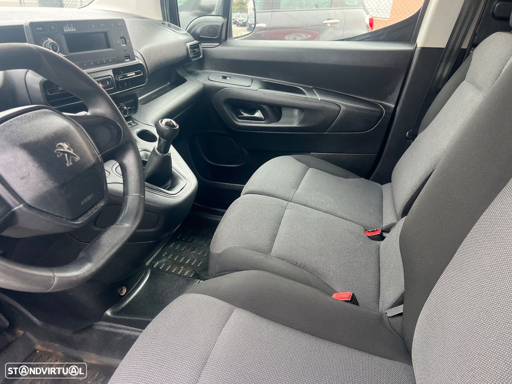 Peugeot partner - 32